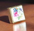 Антикварная миниатюрная шкатулка для колец или пилюльница