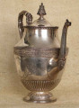 Кофейник старинный серебряный
