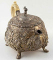 Чайник и сливочник серебряный