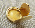 Часы-монета BOUCHERON в 10 долларах США