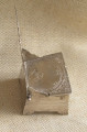 Солонка массивная, трон, стульчик, серебро 84 проба, 101,2грамма, 1894г., Россия, Кострома, Лонгин Сорокин, 105мм высота, 72мм ширина, есть деффекты на фото показаны.