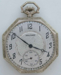 Карманные часы  AMERICAN WALTHAM WATCH COMPANY