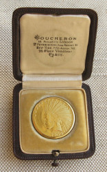 Часы-монета BOUCHERON в 10 долларах США