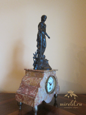 Старинные каминные часы LES ROSEAUX