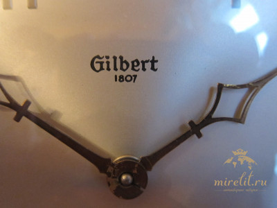 Старинные каминные часы Gilbert