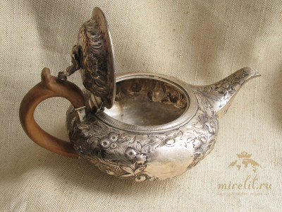 Чайник с китайцем