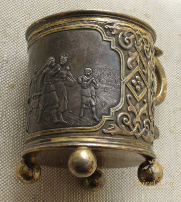 Подстаканник Украинские крестьяне