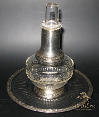 Коньячный, ликерный набор Эгоист, EMILE PUIFORCAT после 1857г. 19 век, ( в HERMES с 1993г.) Серебро 950 проба, золочение, стекло, 157мм высота графинчика с пробкой-стопкой , 180 мм диаметр подноса , емкость 300мл.