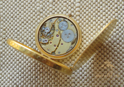 Часы-монета BOUCHERON в 10 долларах США