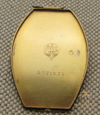 Часы наручные ОМЕГА, OMEGA, золото 551 проба, 1920е годы, 28.5грамм, 45х30мм, сертификат спектрального анализа.