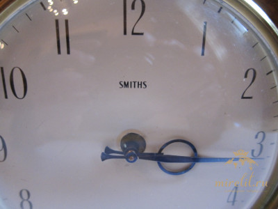 Антикварные настольные часы Smiths
